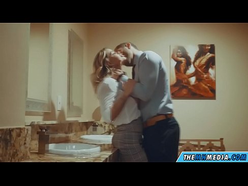 ❤️ Ko vas prsata blondinka zapelje na javnem stranišču ️❌ Sex video na porno sl.bassaniluigi.ru ☑